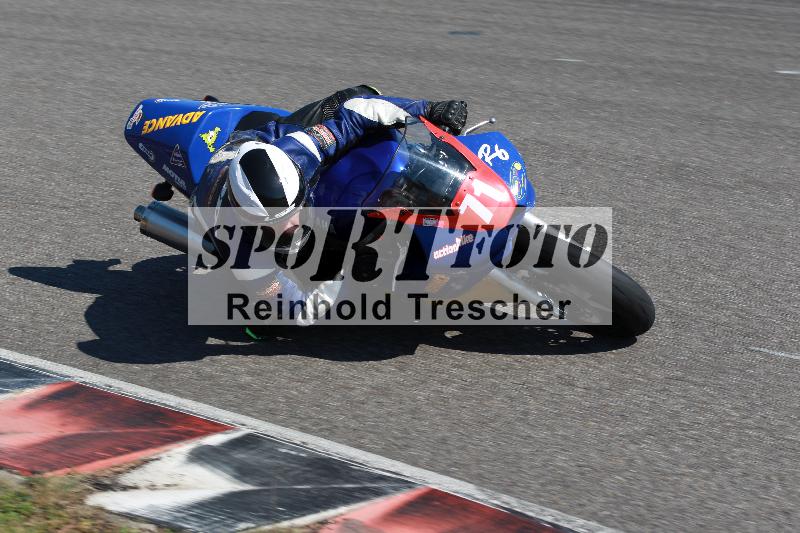 Archiv-2022/05 04.04.2022 Plüss Moto Sport ADR/Freies Fahren/71